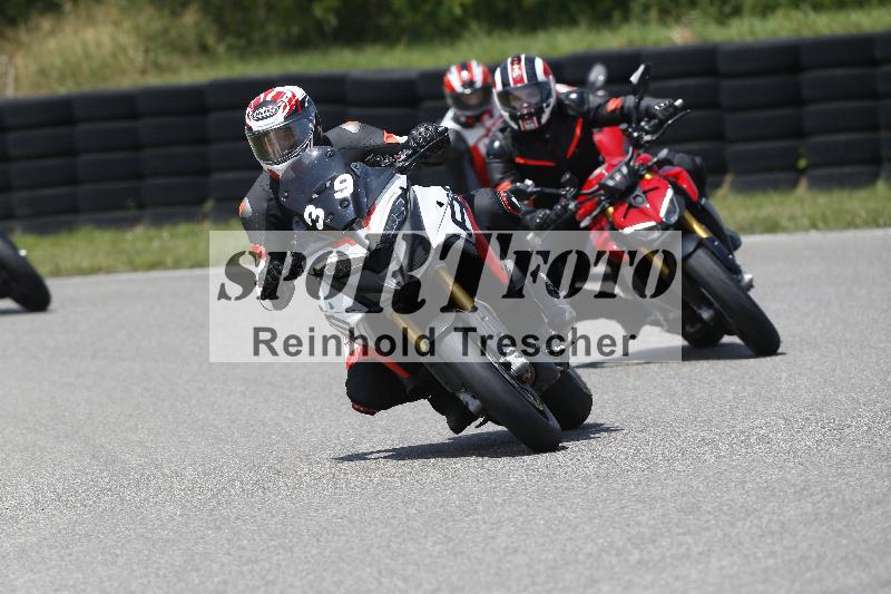 Archiv-2025/27 12.06.2025 Ducati Schweiz Trackday Warmup  ADR/gruen-vert/ohne